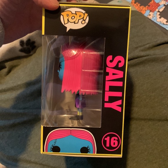 Disney nightmare before Christmas Sally pop funko neon figure ( 16 ) - Picture 2 of 6